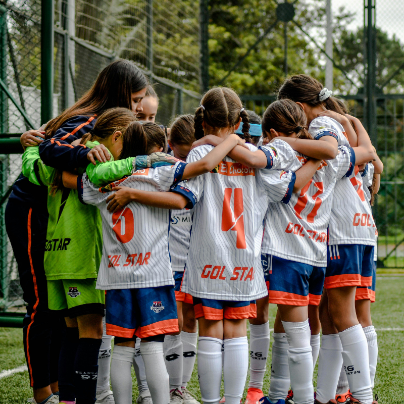 Photo attirer des sponsors pour les clubs sportifs en Bretagne